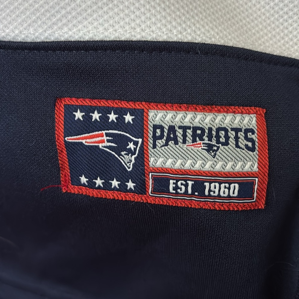 NFL Men's Patriots jersey! Medium- great gift! - Picture 5 of 7